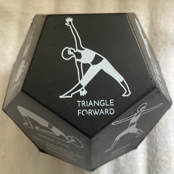 Yoga 🧘🏻‍♀️ Hexagon…helps you decide your pose. - Picture 8 of 8